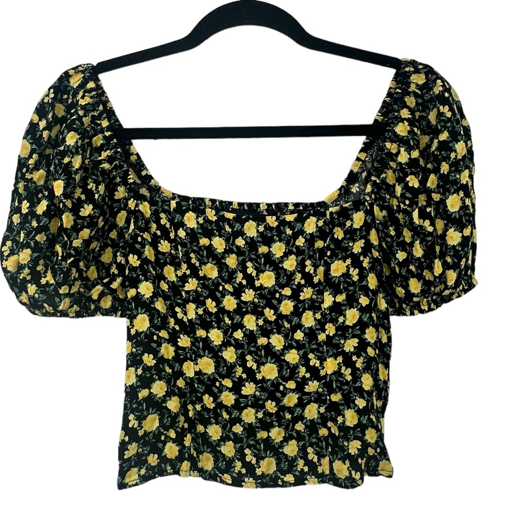 Forever 21 Floral Milk Maid Top Trendy NWT XSMALL